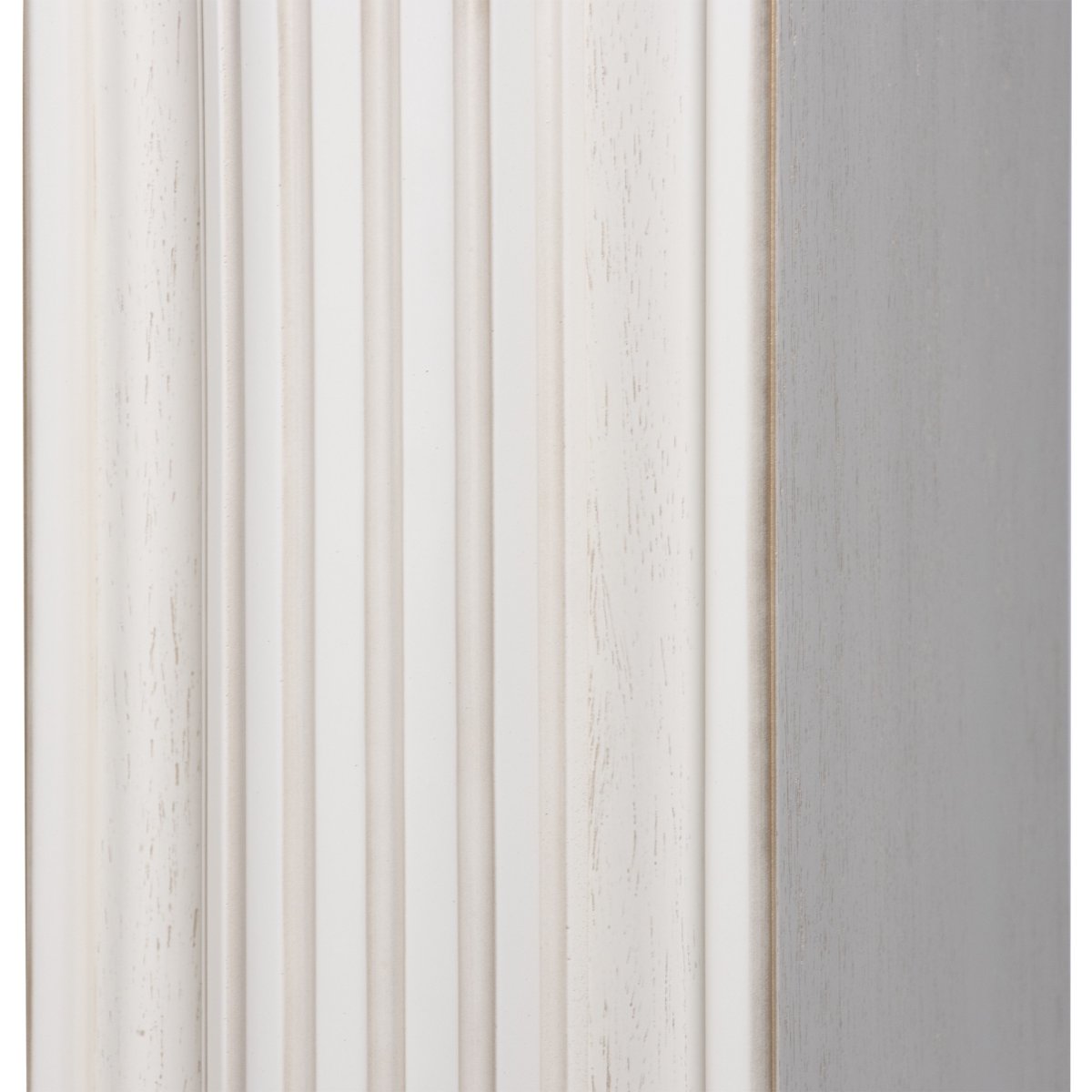 Каминокомплект: Очаг Electrolux EFP/P-3620LS, портал Olympia 42/40/36, сл. кость с зол. патиной